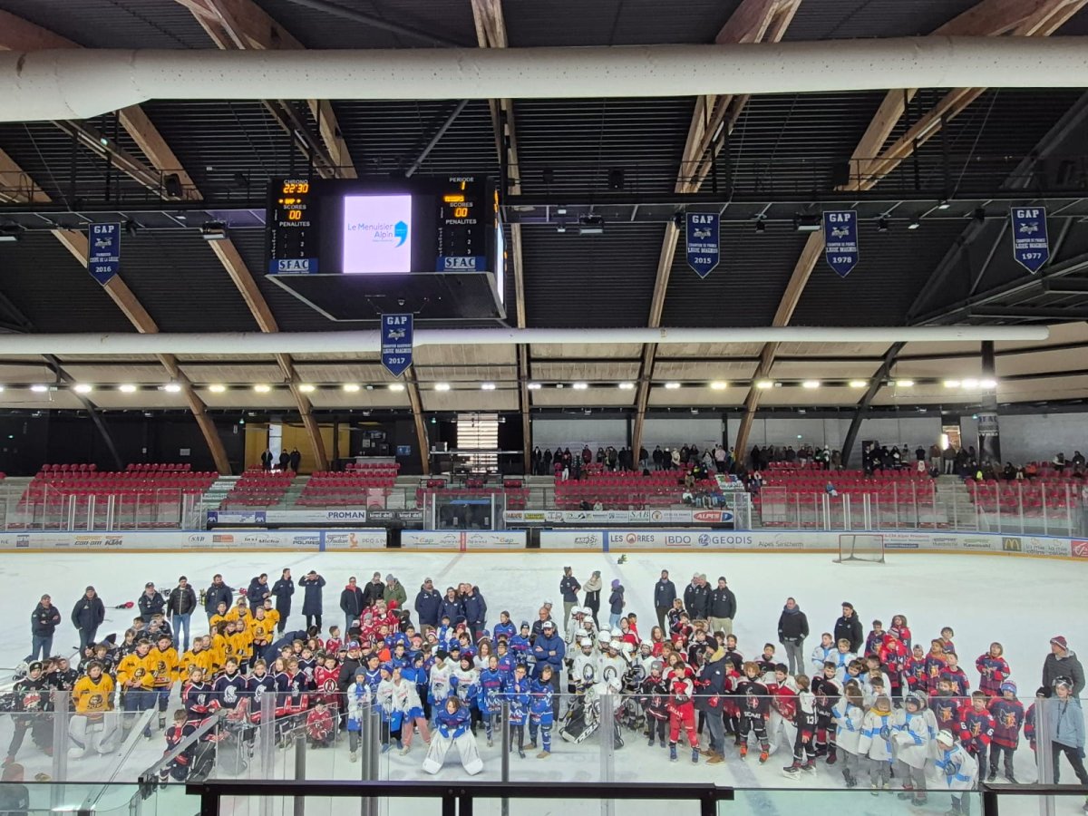 𝗨𝟭𝟭 : 𝗡𝗢𝗦 𝗦𝗣𝗔𝗥𝗧𝗜𝗔𝗧𝗘𝗦 𝗢𝗡𝗧 𝗔𝗙𝗙𝗥𝗢𝗡𝗧𝗘́ 𝗗𝗘 𝗚𝗥𝗢𝗦𝗦𝗘𝗦 𝗘́𝗤𝗨𝗜𝗣𝗘𝗦 𝗔̀ 𝗟𝗔 𝗥𝗔𝗣𝗣𝗬 𝗖𝗨𝗣 !