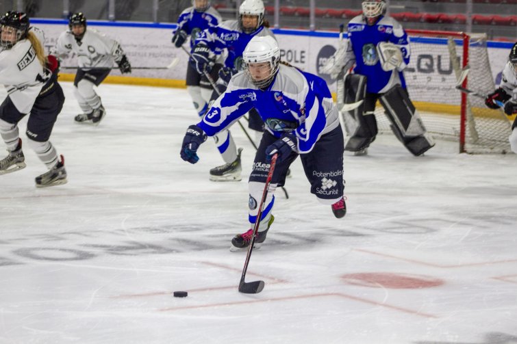 𝗡𝗢𝗦 𝗔𝗠𝗔𝗭𝗢𝗡𝗘𝗦 𝗙𝗢𝗡𝗧 𝗗𝗢𝗨𝗧𝗘𝗥 𝗟𝗘𝗦 𝗕𝗘𝗟𝗢𝗨𝗚𝗔𝗦 !